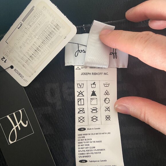 Joseph Ribkoff Skirt - Alphabet - Size 12 - Picture 8 of 10